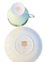 Load image into Gallery viewer, Paragon Cabbage Rose