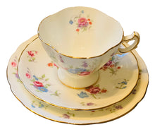 Load image into Gallery viewer, Hammersley Floral Trio 6072