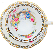 Load image into Gallery viewer, Royal Stafford Geisha