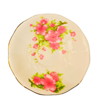 Load image into Gallery viewer, Queen Anne Pink Floral