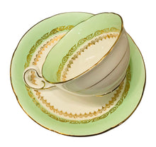 Load image into Gallery viewer, Royal Grafton Floral