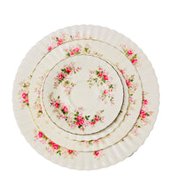 Load image into Gallery viewer, 5 Piece Royal Albert Setting