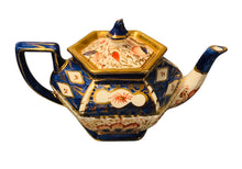 Load image into Gallery viewer, 5 Cup Imari Teapot
