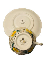Load image into Gallery viewer, Royal Albert Yellow Roses