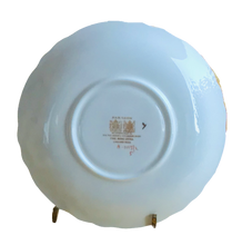 Load image into Gallery viewer, Paragon Yellow 5 3/8 Inch