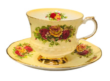 Load image into Gallery viewer, Elizabethan Yellow Roses