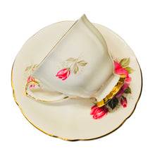 Load image into Gallery viewer, Windsor Pink Roses