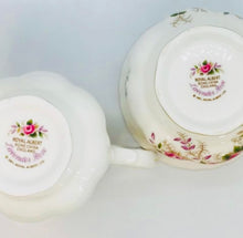 Load image into Gallery viewer, Royal Albert Lavender Rose