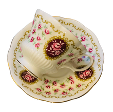 Load image into Gallery viewer, Royal Albert Cameo Series Keepsake