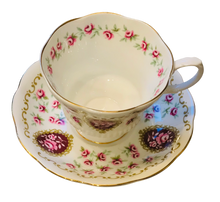 Load image into Gallery viewer, Royal Albert Cameo Series Keepsake