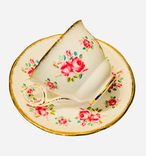 Load image into Gallery viewer, Royal Stafford Pink Roses