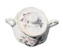 Load image into Gallery viewer, RA Queen’s Messenger