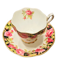 Load image into Gallery viewer, Queen Anne Black Magic