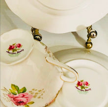 Load image into Gallery viewer, Royal Albert American Beauty