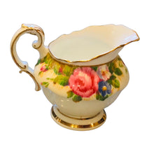 Load image into Gallery viewer, Paragon Tapestry Rose