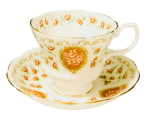 Load image into Gallery viewer, Royal Albert Cameo Series Heirloom