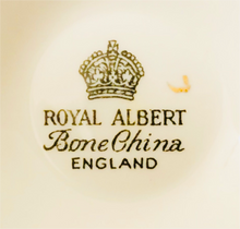 Load image into Gallery viewer, Royal Albert Blue Duo