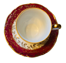 Load image into Gallery viewer, Handerbeit Courting Couple Duo