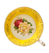 Load image into Gallery viewer, Queen Anne Cabbage Rose Teacup