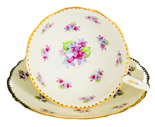 Load image into Gallery viewer, Royal Stafford Sweet Violets