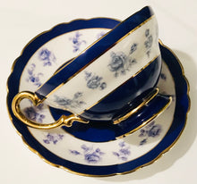 Load image into Gallery viewer, Crown Staffordshire Duo