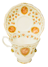Load image into Gallery viewer, Royal Albert Cameo Series Heirloom