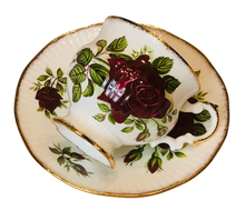 Load image into Gallery viewer, Elizabethan Red Roses