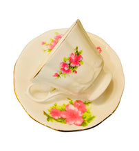 Load image into Gallery viewer, Queen Anne Pink Floral