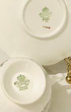 Load image into Gallery viewer, Aynsley Crocus Duo