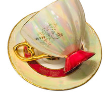 Load image into Gallery viewer, Courting Couple Teacup