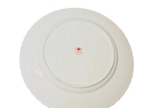 Load image into Gallery viewer, 5 Piece Royal Albert Setting