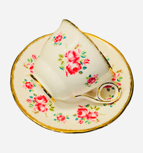 Load image into Gallery viewer, Royal Stafford Pink Roses