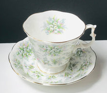 Load image into Gallery viewer, Royal Albert Lambeth