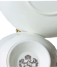 Load image into Gallery viewer, Royal Grafton Orchard