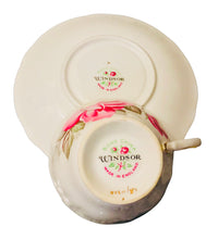 Load image into Gallery viewer, Windsor Pink Roses