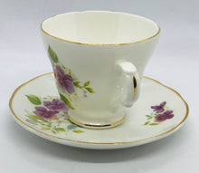 Load image into Gallery viewer, Pretty in Pink-Sadler Wellington Teacup and Saucer