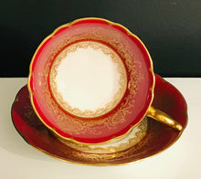 Load image into Gallery viewer, Regal Coalport Regina Victoria