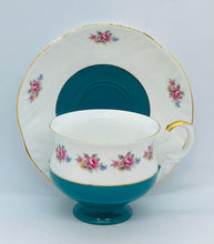 Load image into Gallery viewer, Crown Staffordshire Duo