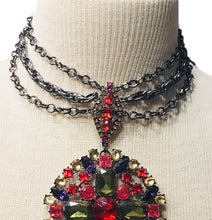 Load image into Gallery viewer, Funky Pendant Choker
