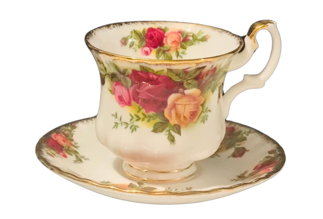 Demitasse Royal Albert Old Country Roses