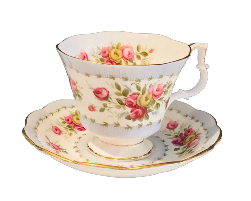 Royal Albert Gaiety Series Minuet