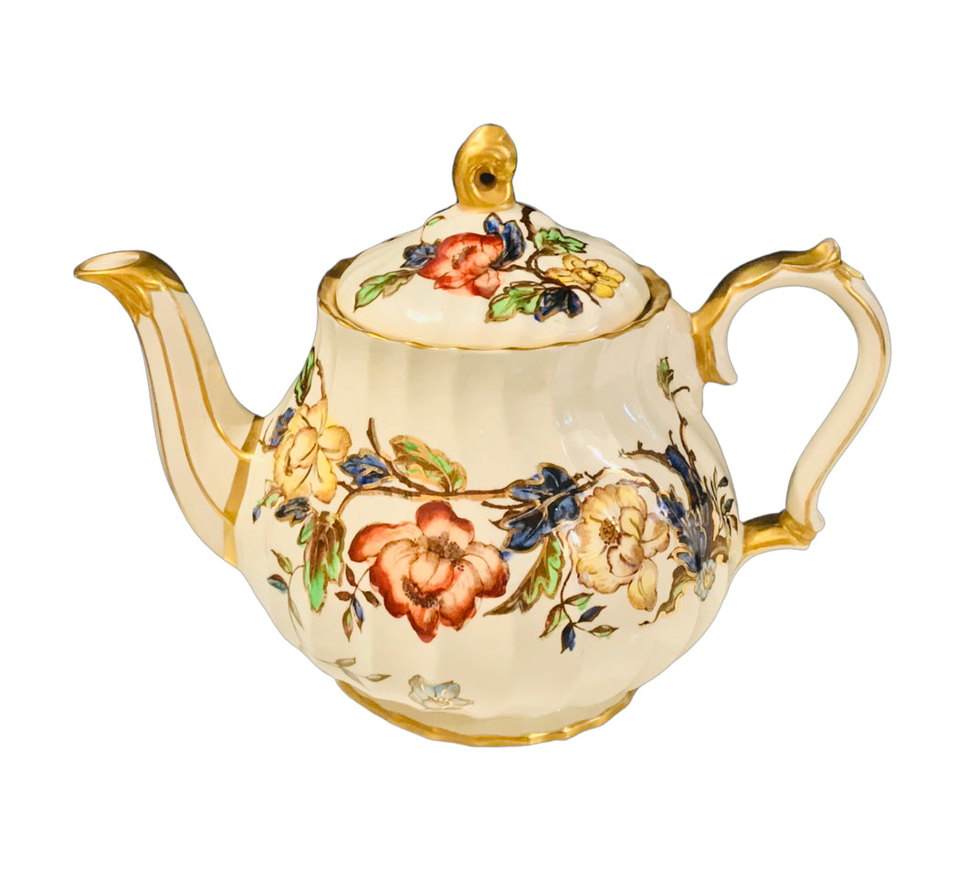 Rare 4 Cup Sadler Swirled Teapot