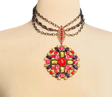 Load image into Gallery viewer, Funky Pendant Choker
