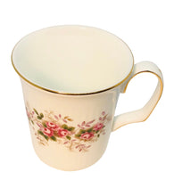 Load image into Gallery viewer, Royal Albert Lavender Rose Bristol Mug
