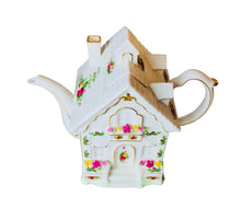 Load image into Gallery viewer, Rare Royal Albert Old Country Roses 3 Cup Teapot
