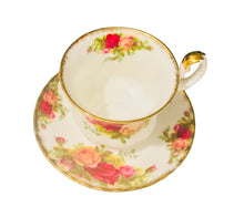 Load image into Gallery viewer, Demitasse Royal Albert Old Country Roses
