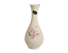 Load image into Gallery viewer, Aynsley 7.5 Inch Little Sweetheart Bud Vase
