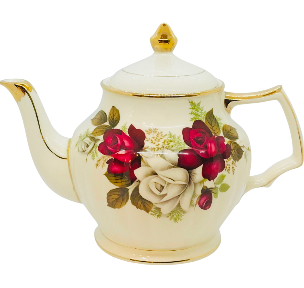 4 Cup Sadler Roses Teapot