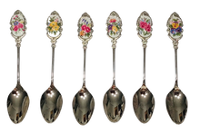 Load image into Gallery viewer, Vintage Floral Spoons Japan
