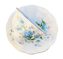 Load image into Gallery viewer, Royal Albert Forget Me Not
